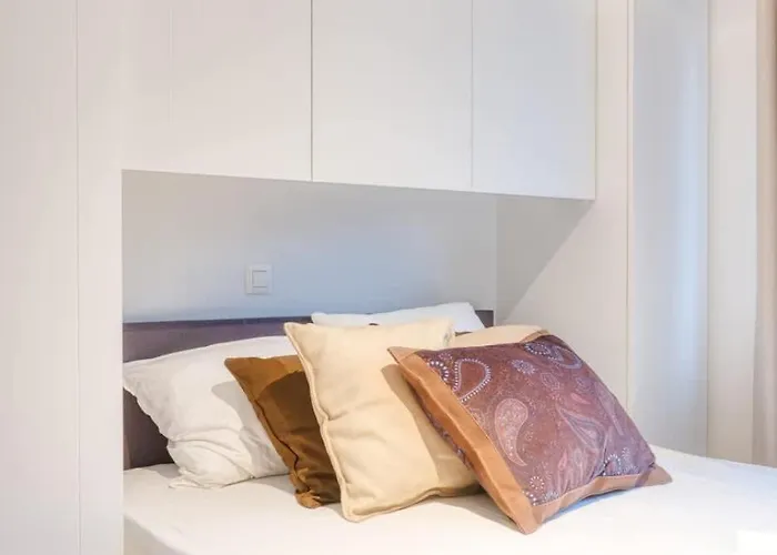 Apartment Charming 1-br Retreat With Coastal View Blankenberge