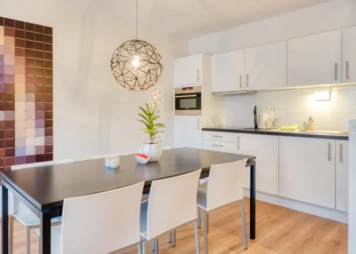 Charming 1-br Retreat With Coastal View * Blankenberge